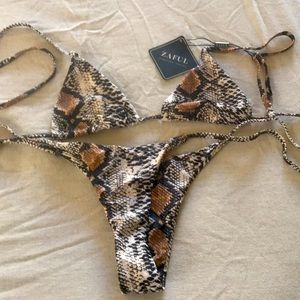 NWT Zaful snakeskin bikini